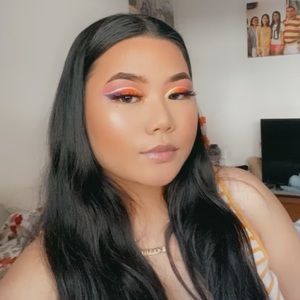 Meet your Posher, Camille